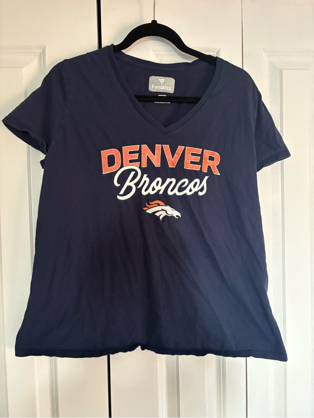 Fanatics Navy Crew Neck Shirt with Silver Logo